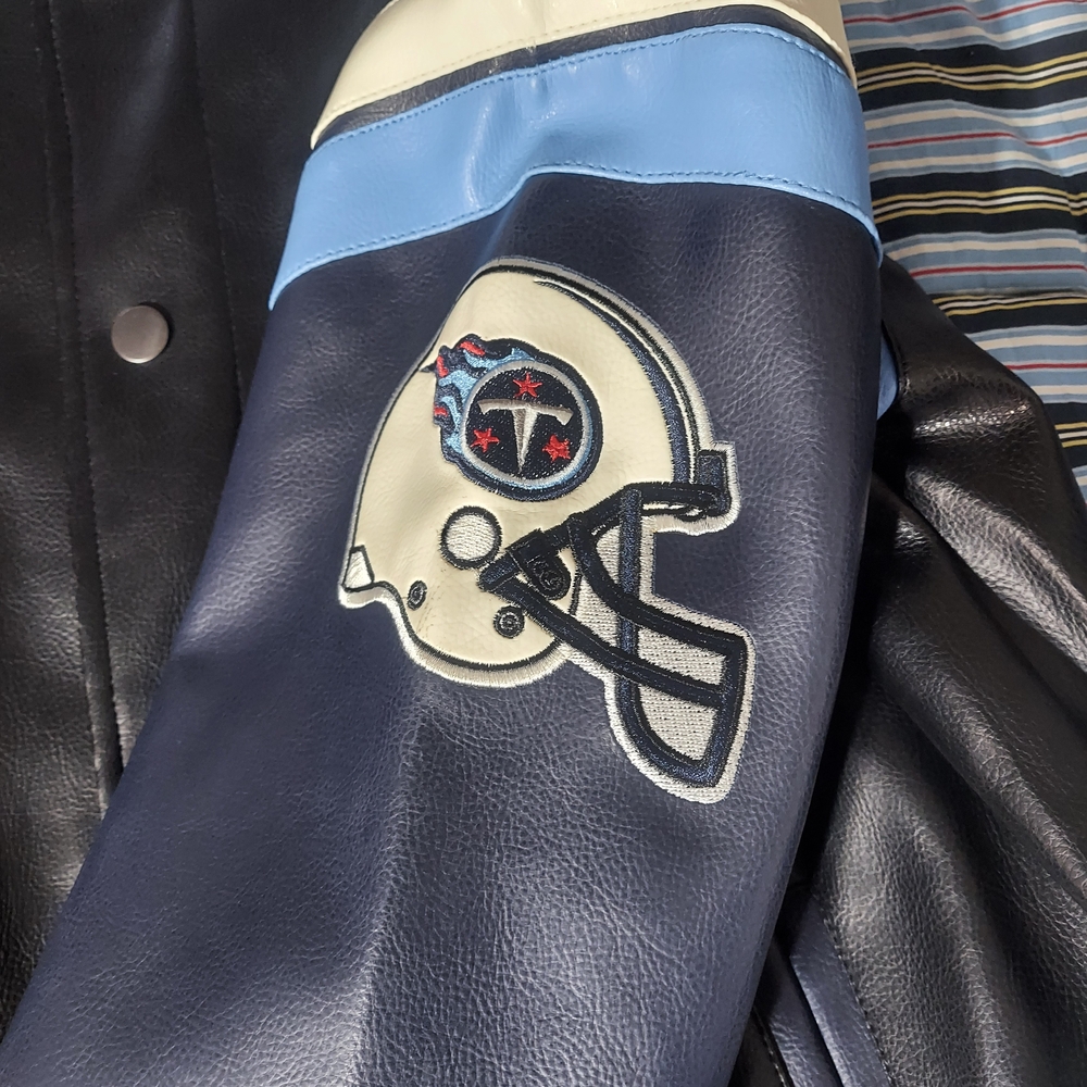 Tennessee Titans NFL Faux Leather Varsity Bomber Jacket Size Medium - Picture 5 of 9